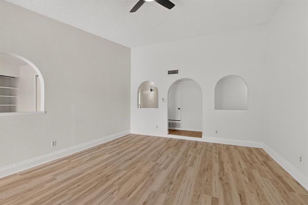 2938 Churchill Way, Garland, TX 75044 photo