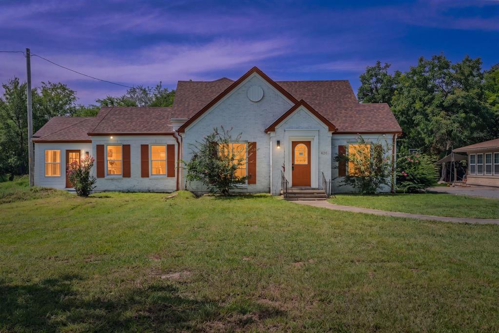 620 Forrester St, Greenville, TX 75401