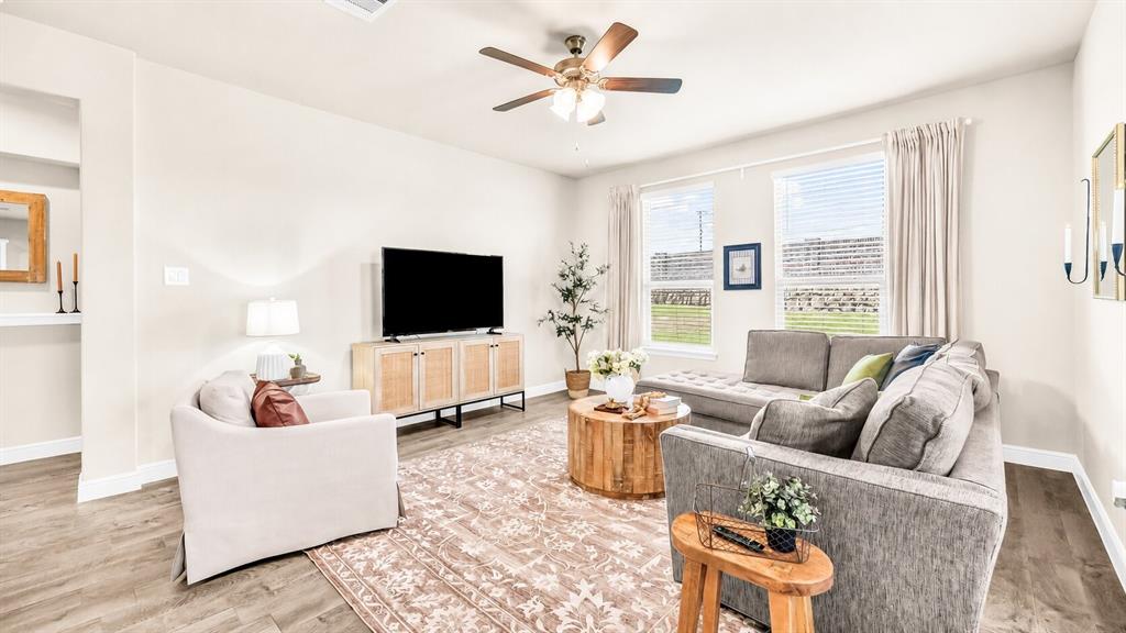 1124 Eastland Ln, Weatherford, TX 76087 photo