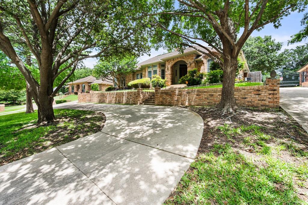 705 Kyle Dr, Arlington, TX 76011 photo