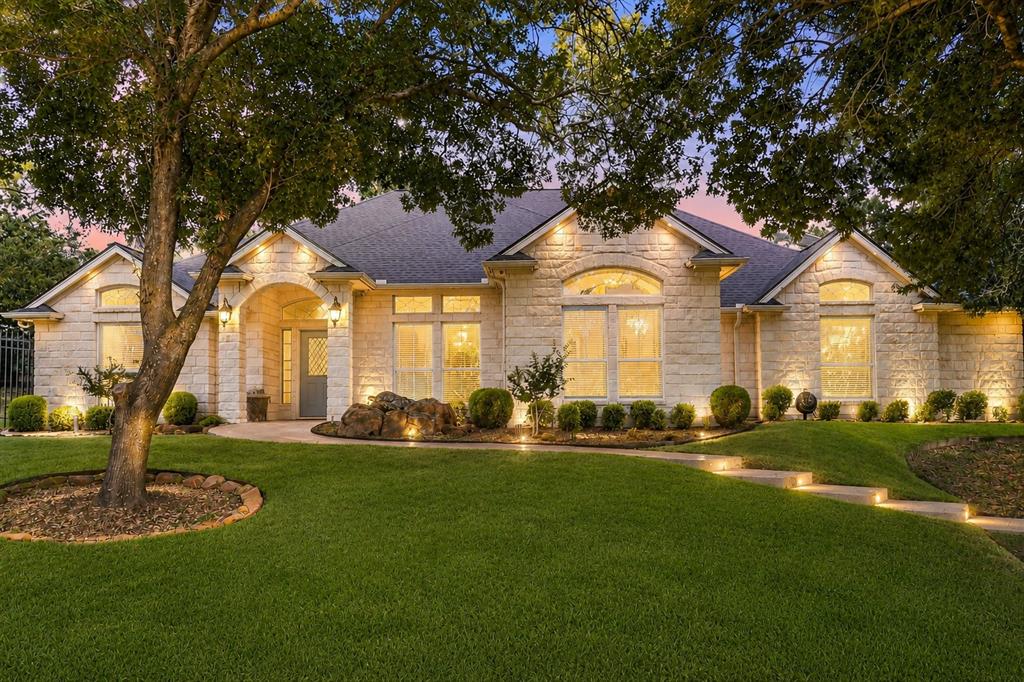 144 Saddle Brook Dr, Hudson Oaks, TX 76087
