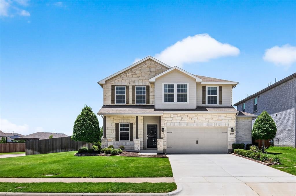 2020 Bronte Dr, Forney, TX 75126