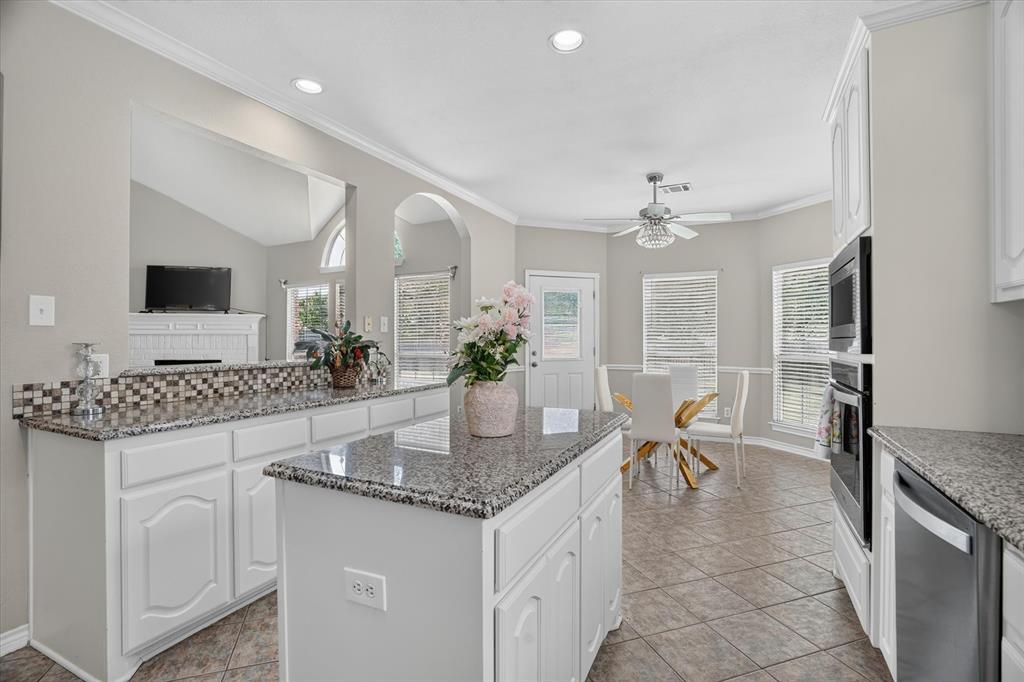 7724 Brook Meadow Ln, Fort Worth, TX 76133 photo