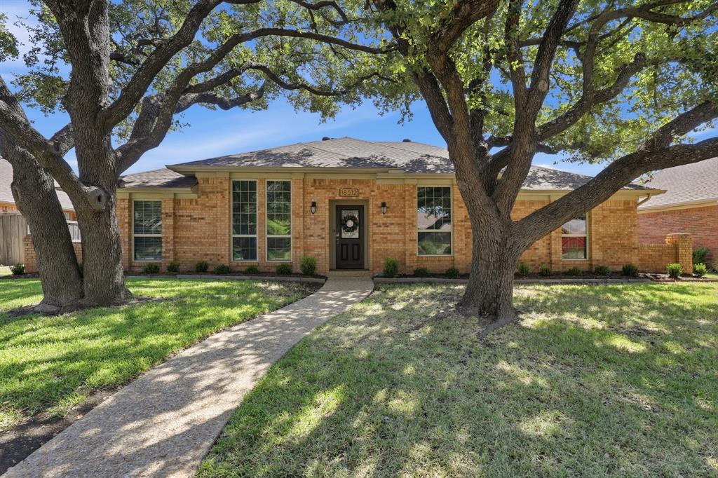 18512 Featherwood Dr, Dallas, TX 75252