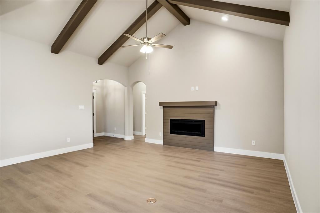 133 Joel St, Springtown, TX 76082 photo