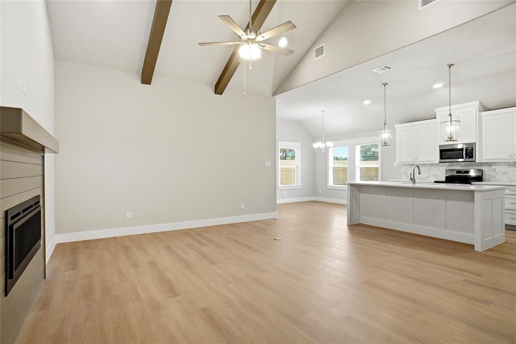 133 Joel St, Springtown, TX 76082 photo