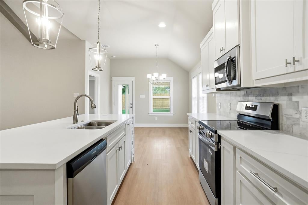 133 Joel St, Springtown, TX 76082 photo