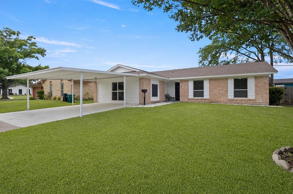 4019 Topaz Dr, Mesquite, TX 75150