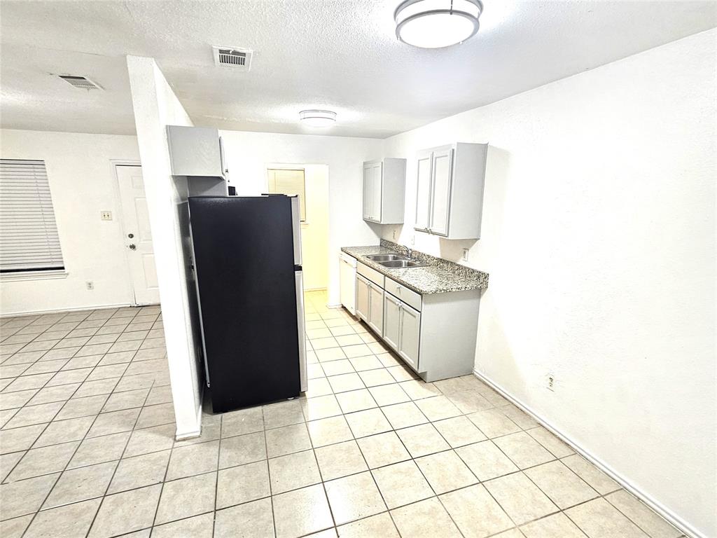 2837 And 2839 Ave #J, Fort Worth, TX 76105 photo