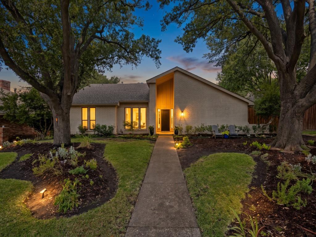 16916 Pond Dr, Dallas, TX 75248