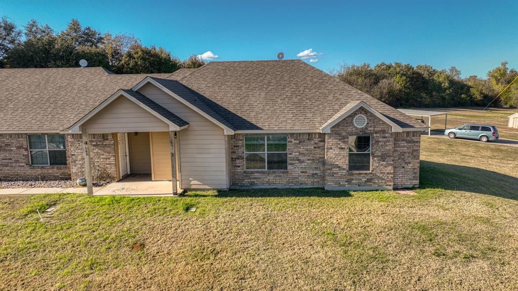 141 Lindas Creek Ln, Weatherford, TX 76088 photo