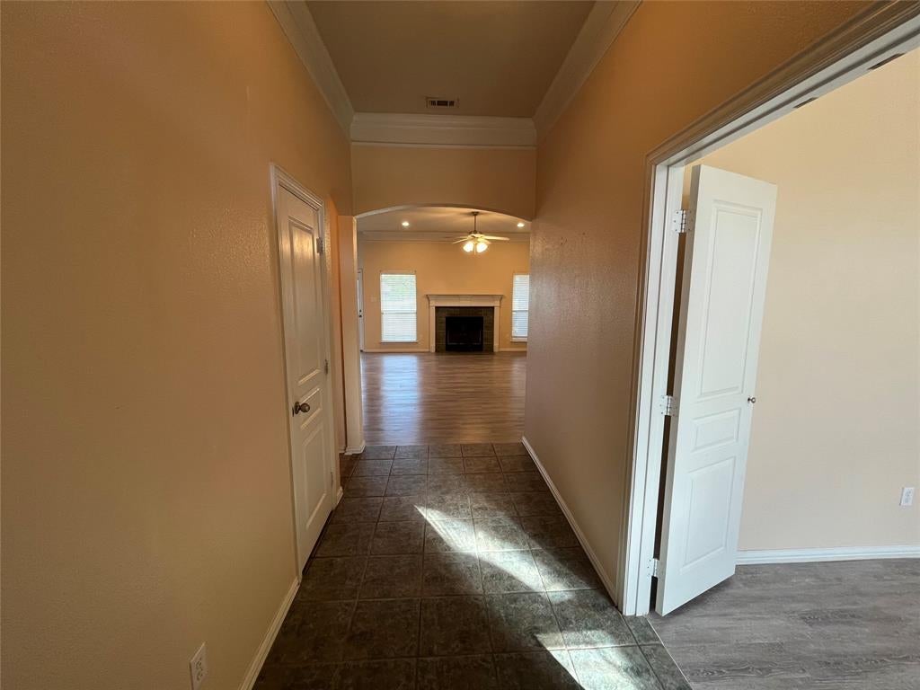 104 Cinnamon Ct, Weatherford, TX 76088 photo