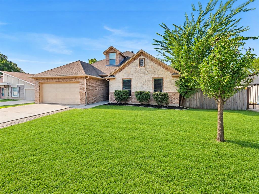 7608 Frankie B St, North Richland Hills, TX 76182