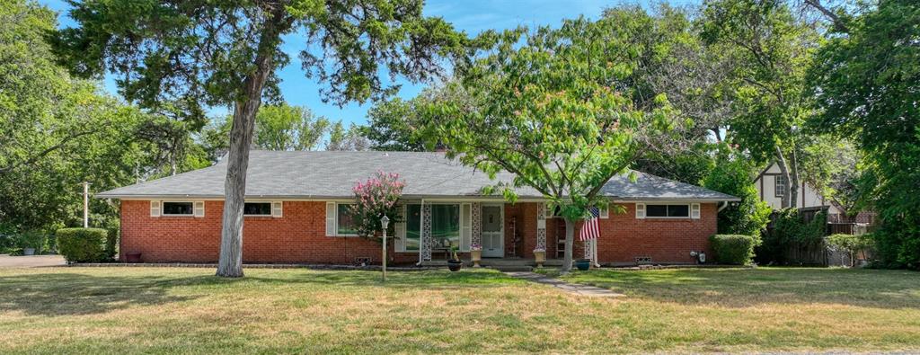 938 Nature Dr, Duncanville, TX 75116