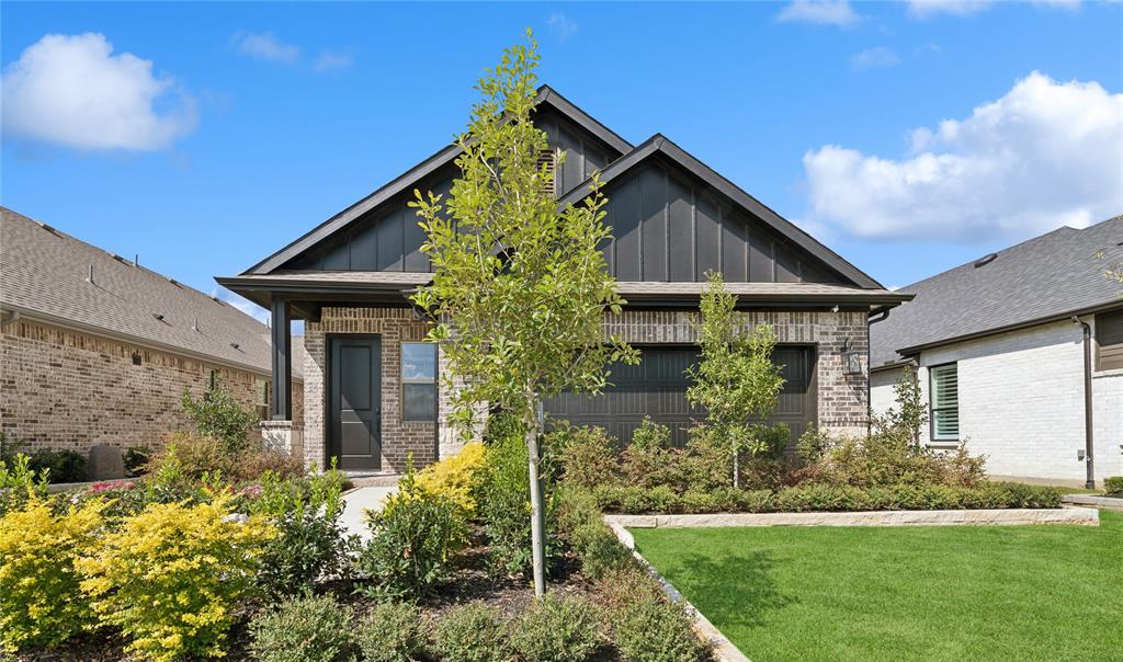911 Sagebrush Trl, Sherman, TX 75092