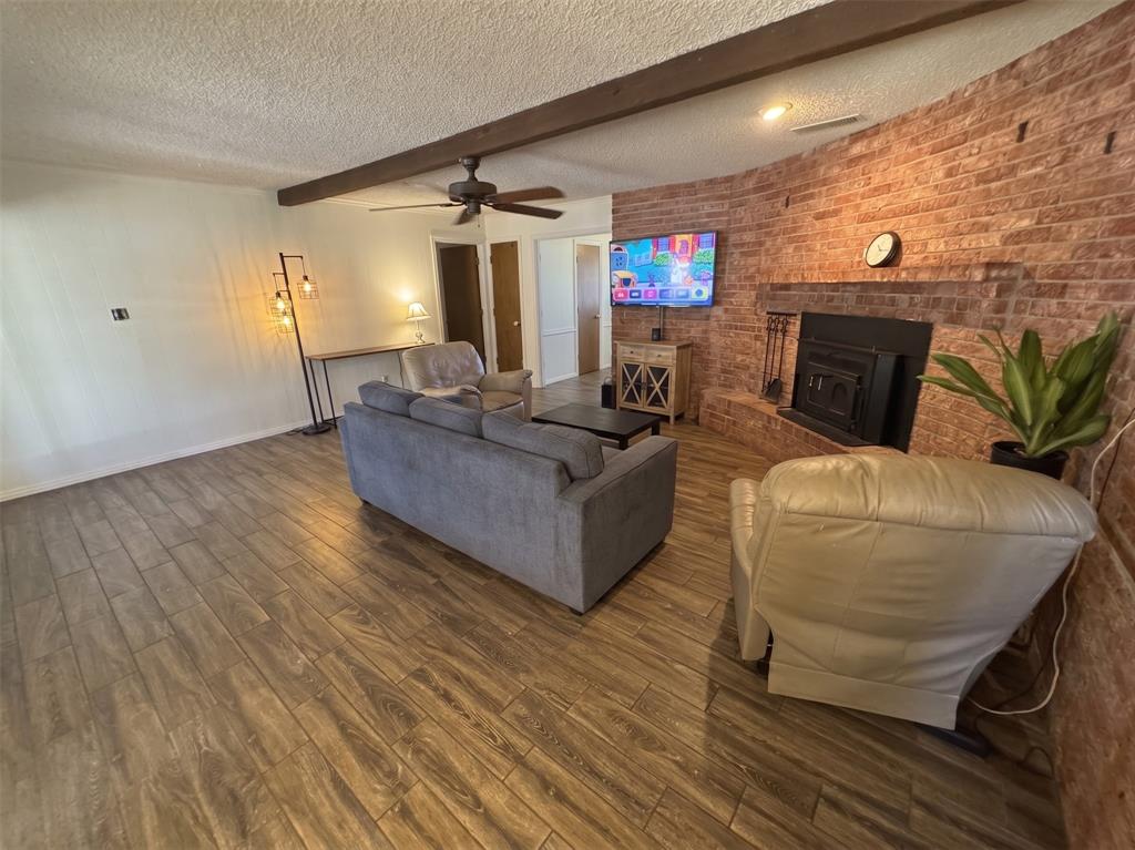 528 Marcus Dr, Lewisville, TX 75057 photo