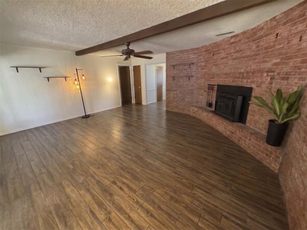 528 Marcus Dr, Lewisville, TX 75057 photo