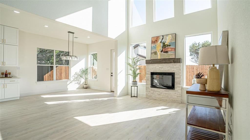 5624 Barkridge And Van Horn Dr #5634 5702, Granbury, TX 76048 photo