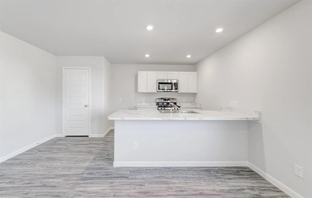 1624 Dwelling Pl, Godley, TX 76044 photo