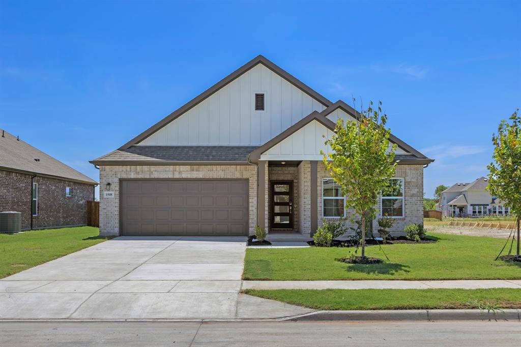 1508 Xavier St, Anna, TX 75409
