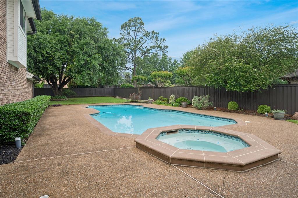 4607 Shadywood Ln, Colleyville, TX 76034