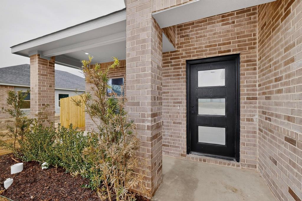 10174 Budtime Ln, Dallas, TX 75217 photo