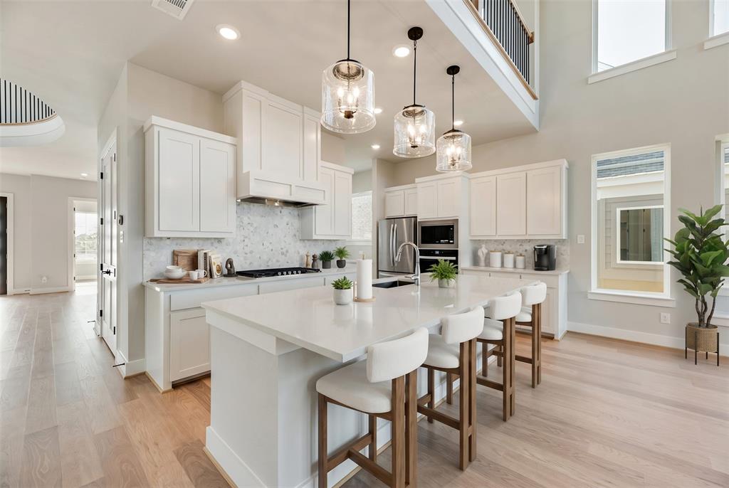 705 Clover Ln, Anna, TX 75409