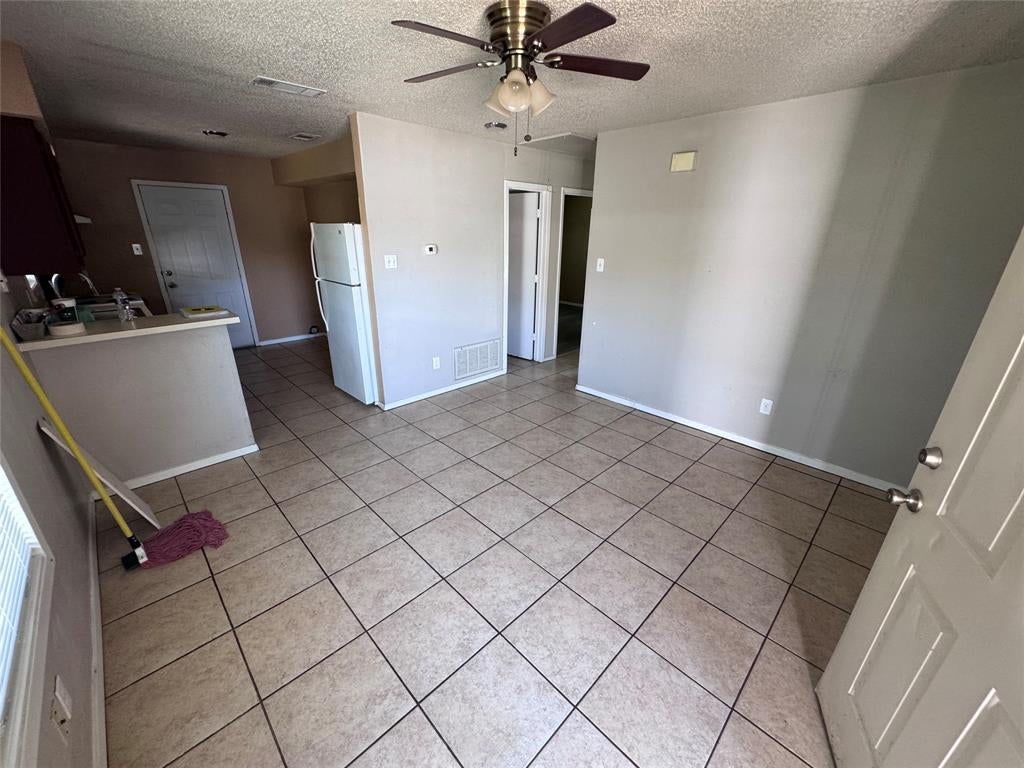 1209 Meriweather Ave, Fort Worth, TX 76115 photo