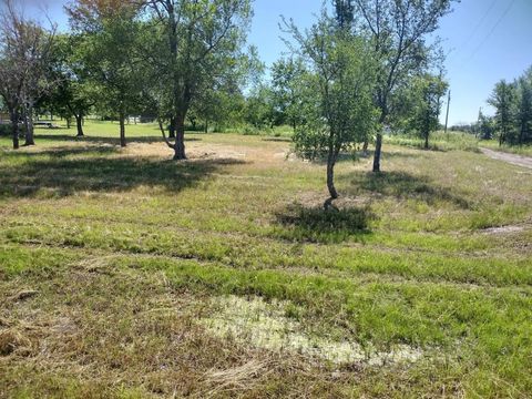 Unimproved Land in Decatur TX 140 May Reed Drive.jpg