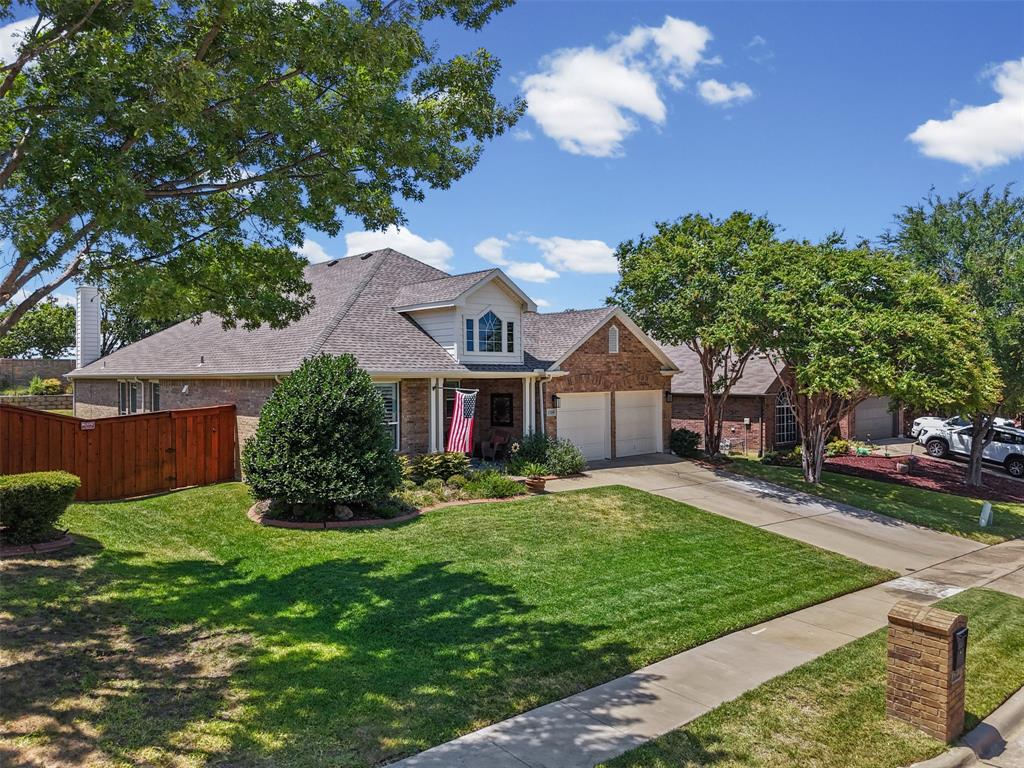 1759 Hidden Brook Dr, Grand Prairie, TX 75050 photo