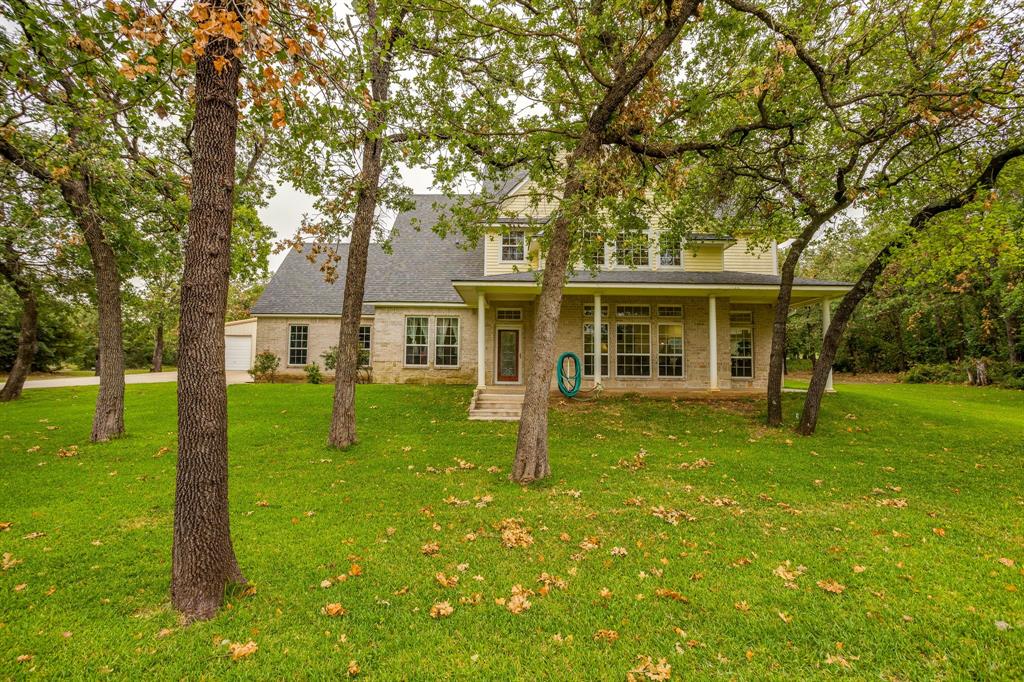 263 Oak Creek Cir, Springtown, TX 76082 photo