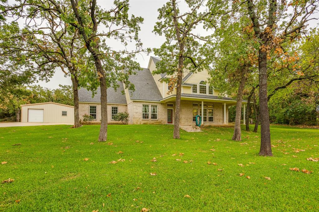 263 Oak Creek Cir, Springtown, TX 76082 photo