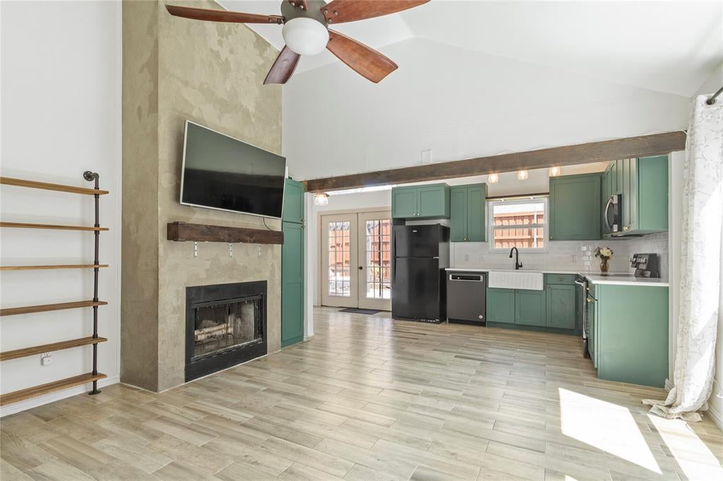 2041 Mallard Dr, Lewisville, TX 75077