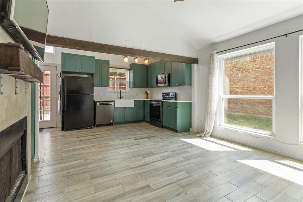 2041 Mallard Dr, Lewisville, TX 75077 photo