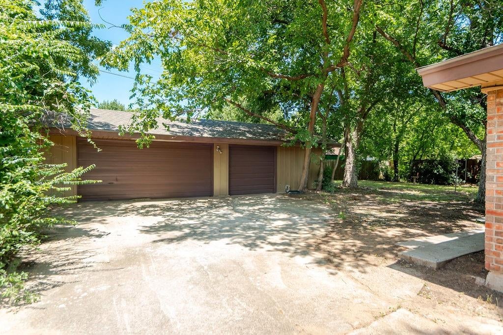 611 Cain St, Lake Dallas, TX 75065 photo