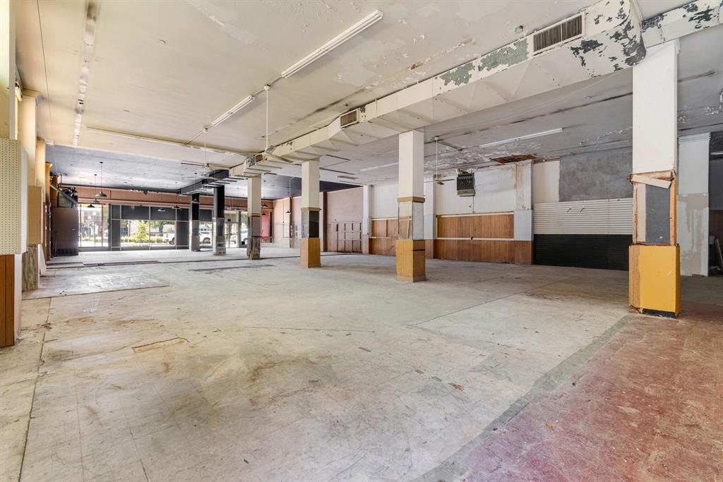 4 North Plz, Paris, TX 75460 photo
