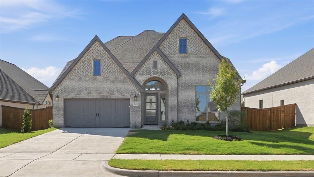 252 Woodoat Rd, Waxahachie, TX 75165