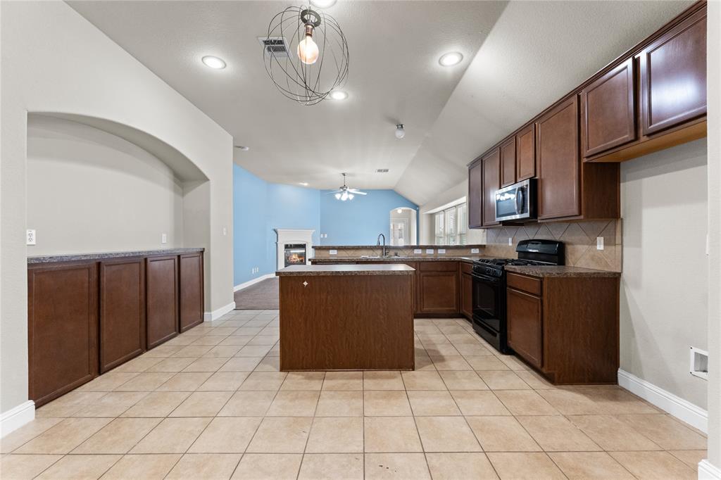 1218 Chattahoochee Dr, Savannah, TX 76227 photo