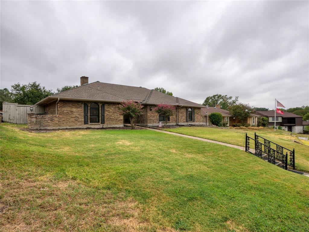 1409 Sun Valley Dr, Garland, TX 75043 photo