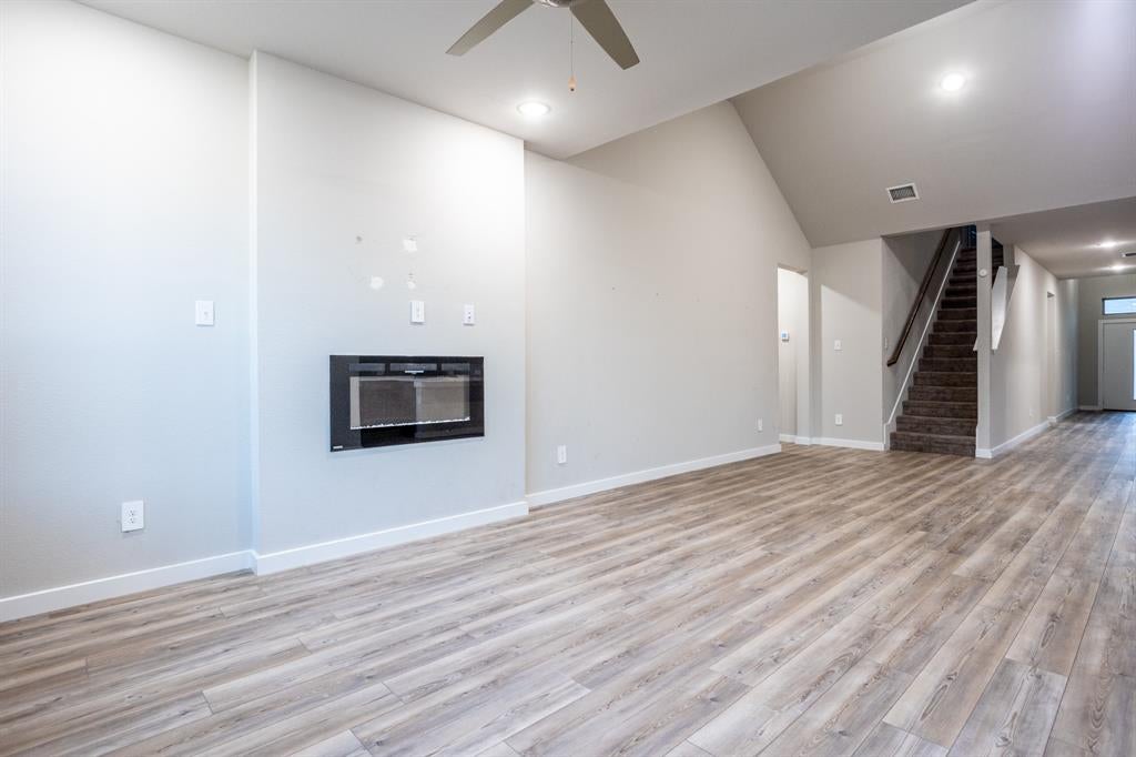 659 Bethpage Dr, Red Oak, TX 75154 photo
