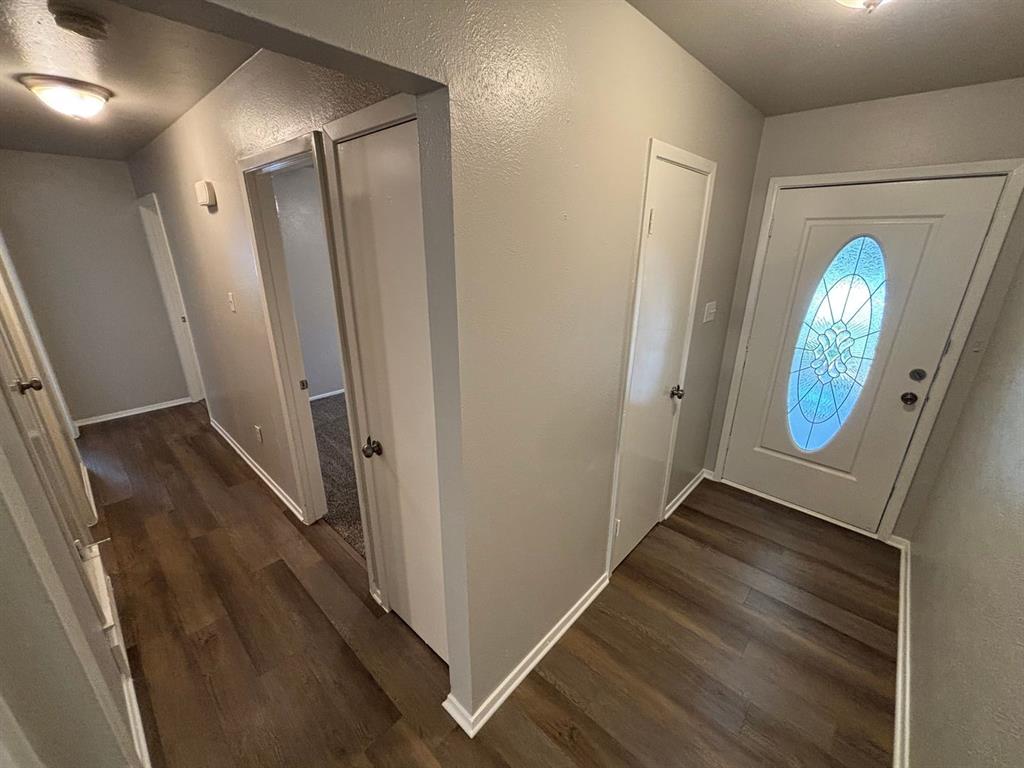 4002 Fairbanks Ct, Irving, TX 75062 photo