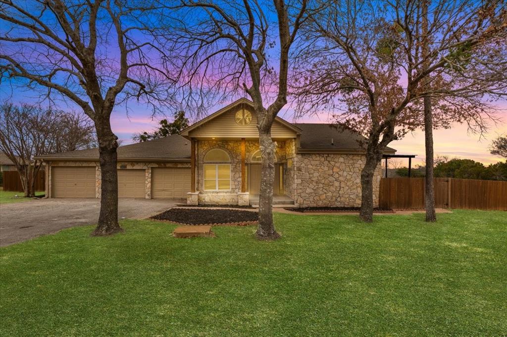 4017 Marana Dr, Granbury, TX 76048