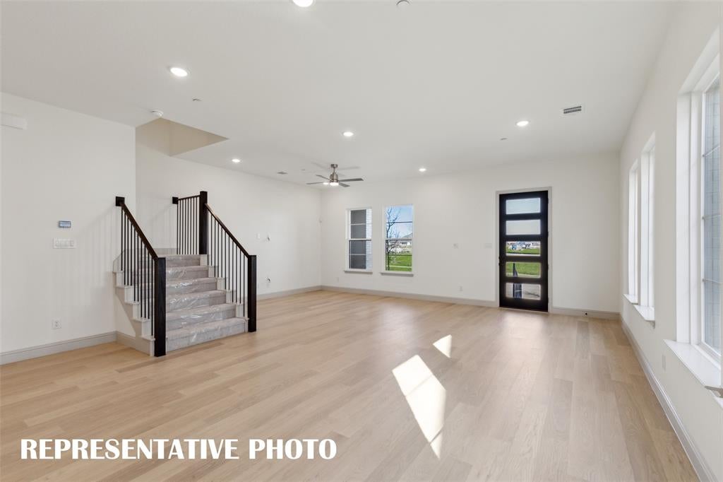 1346 Marsh Ln, Frisco, TX 75033 photo