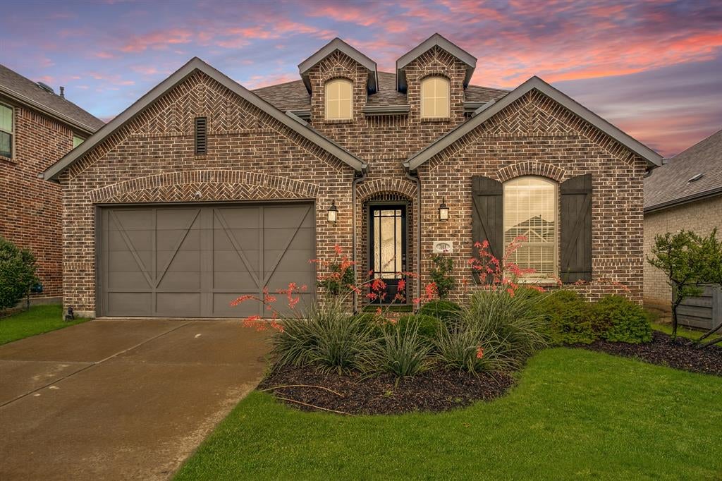 7008 Tree Stand Pt, Little Elm, TX 76227