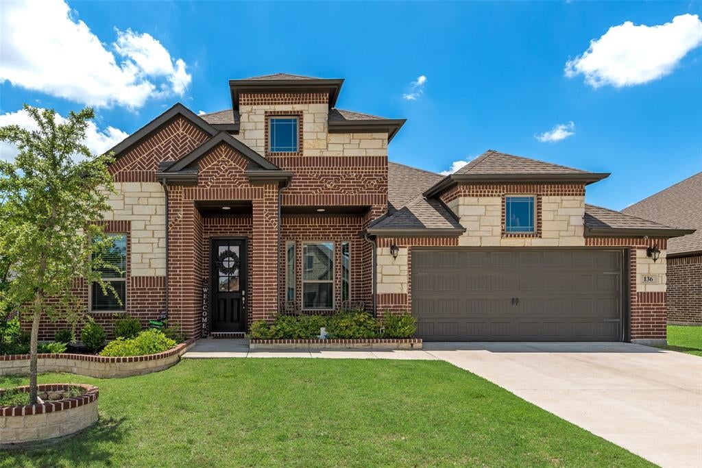 136 Aucuba Ln, Waxahachie, TX 75165