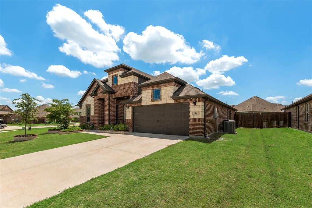 136 Aucuba Ln, Waxahachie, TX 75165 photo