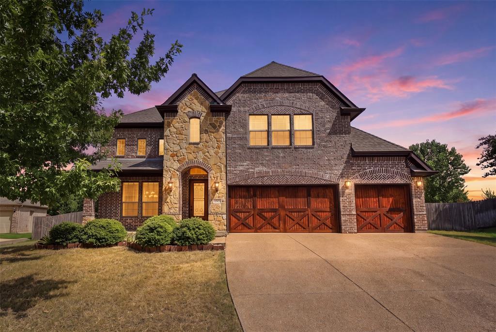 1517 Fence Post Dr, Fort Worth, TX 76052