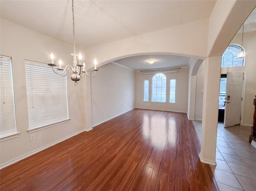 9816 Mullins Crossing Dr, Fort Worth, TX 76126 photo