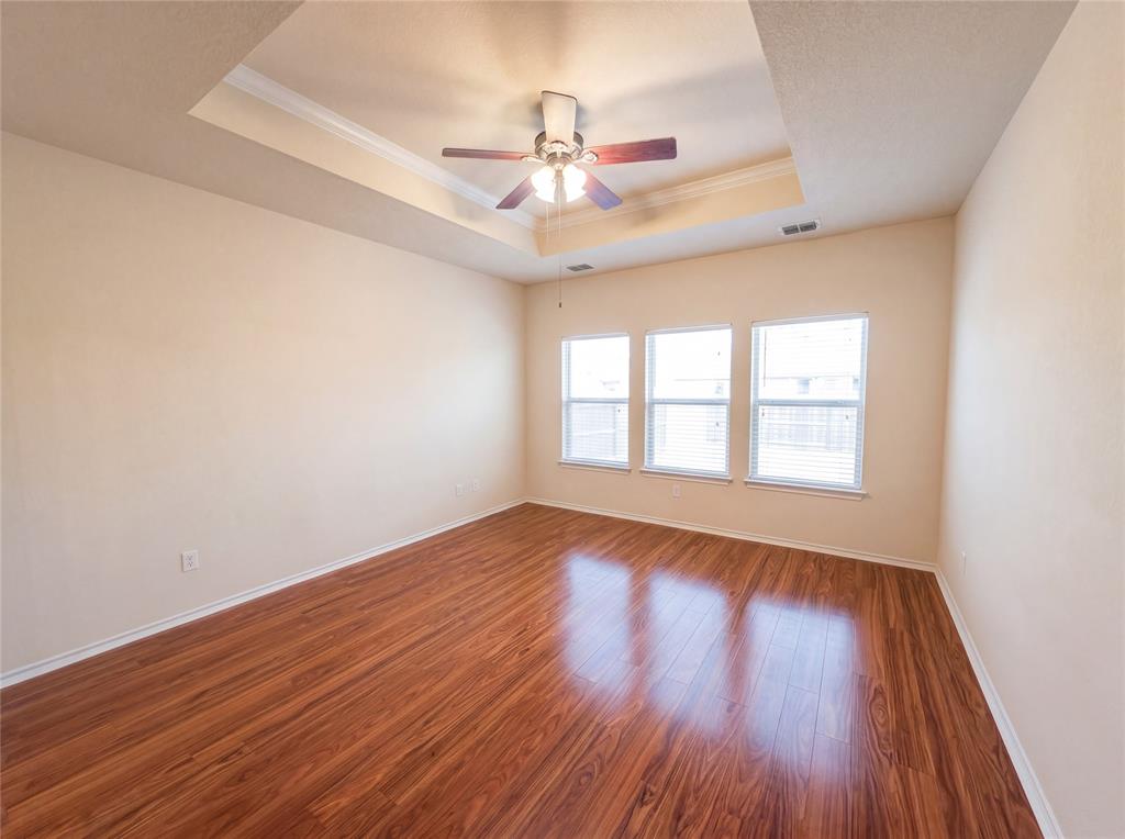 9816 Mullins Crossing Dr, Fort Worth, TX 76126 photo