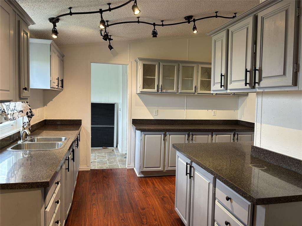 1760 County Road 2277, Quinlan, TX 75474 photo